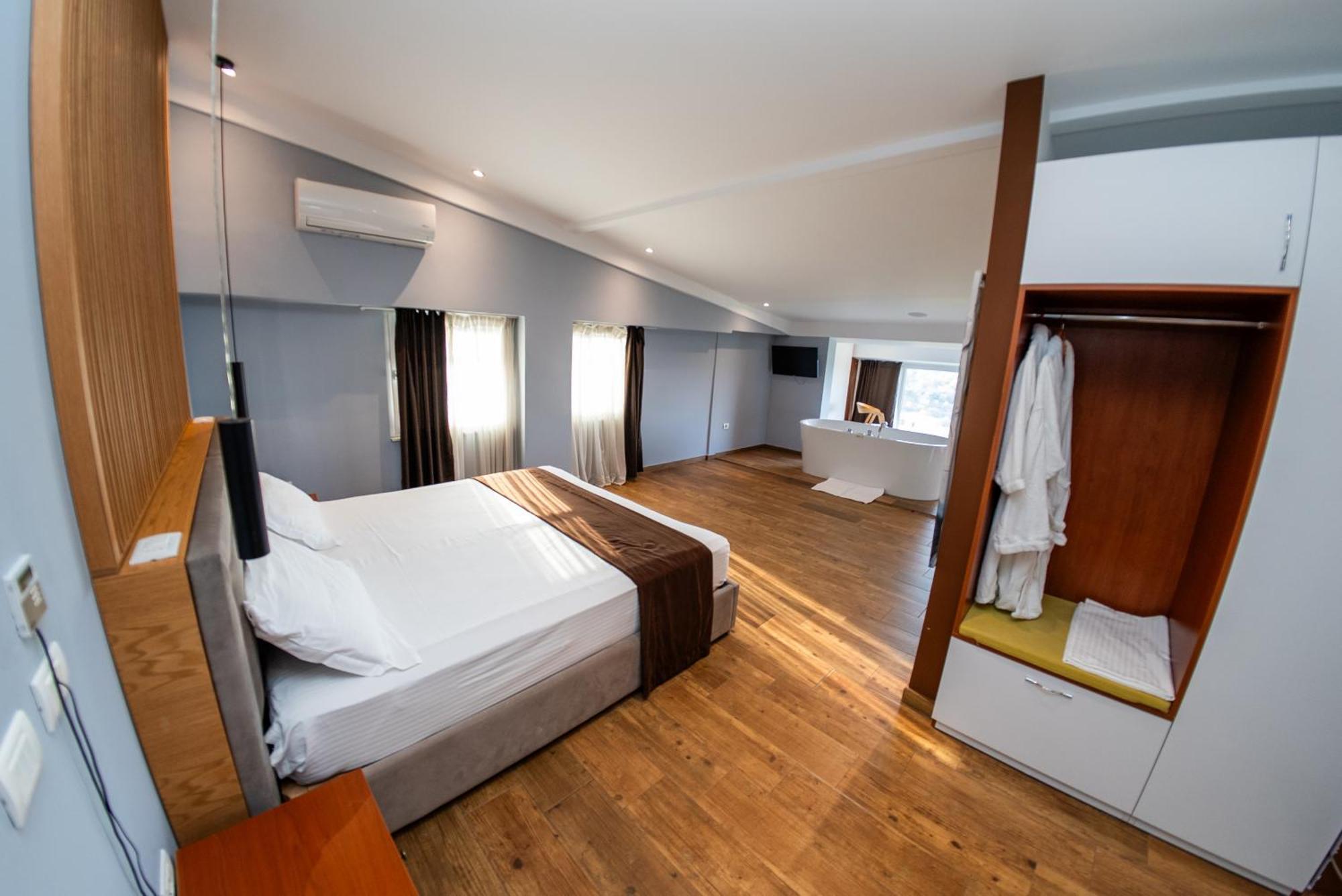 Selitë e Vogël Olivar Hotel Tirana מראה חיצוני תמונה