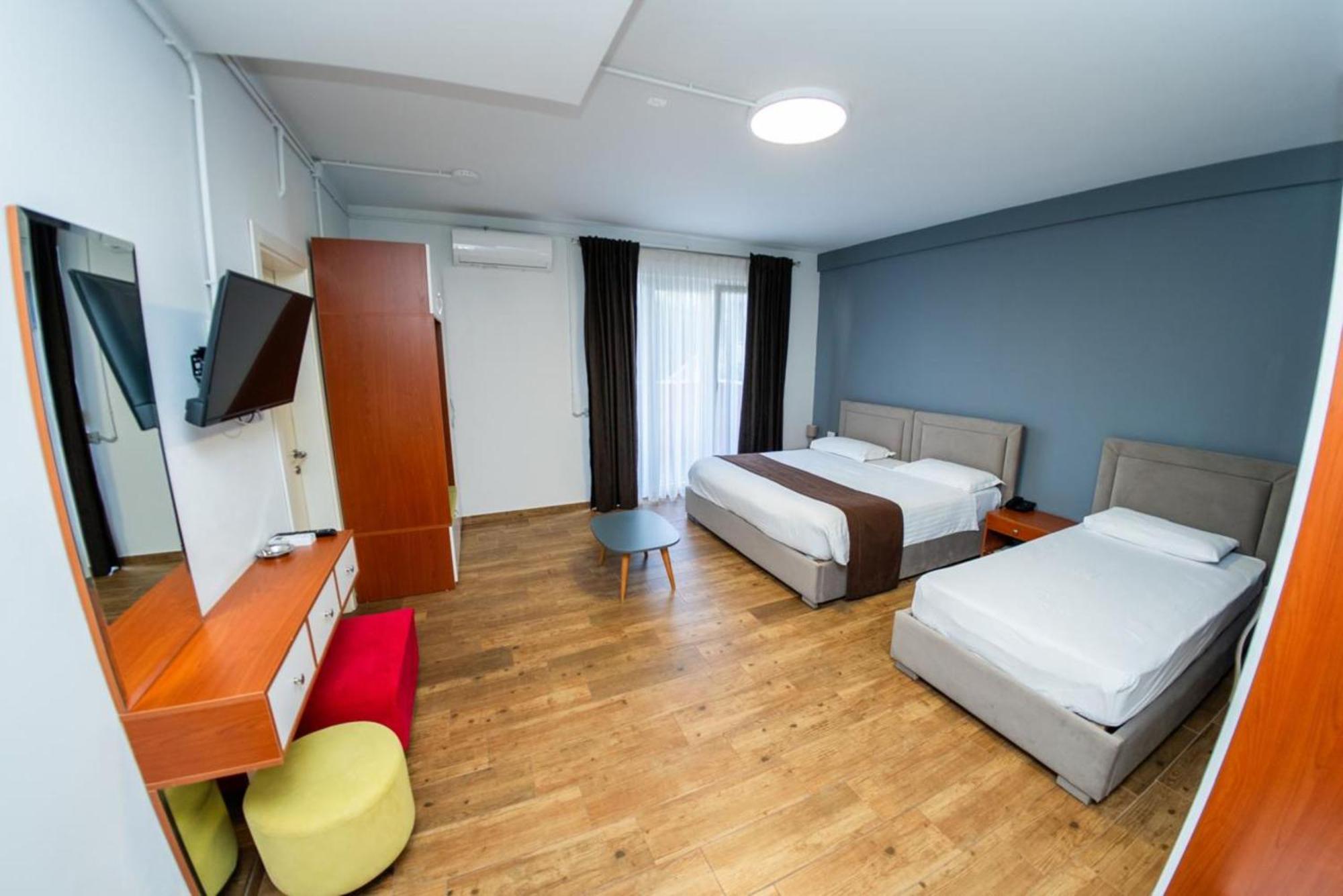 Selitë e Vogël Olivar Hotel Tirana מראה חיצוני תמונה