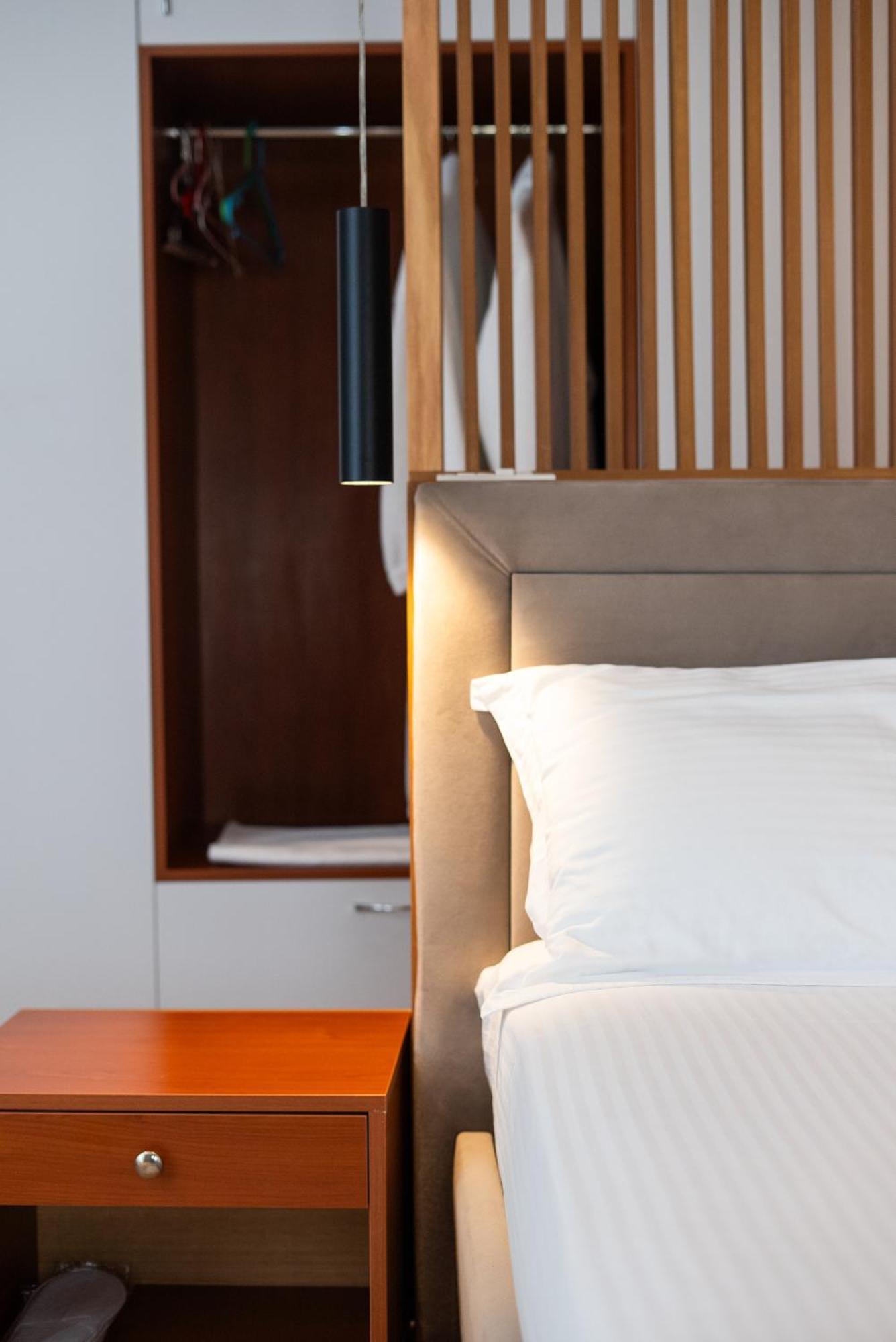 Selitë e Vogël Olivar Hotel Tirana מראה חיצוני תמונה