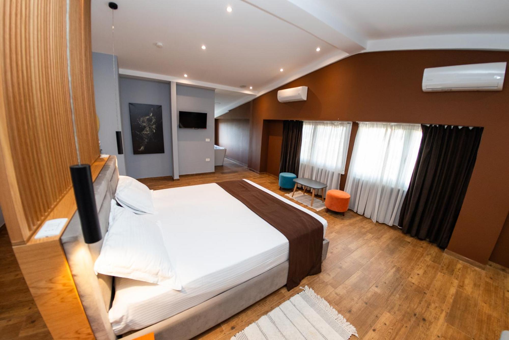 Selitë e Vogël Olivar Hotel Tirana מראה חיצוני תמונה