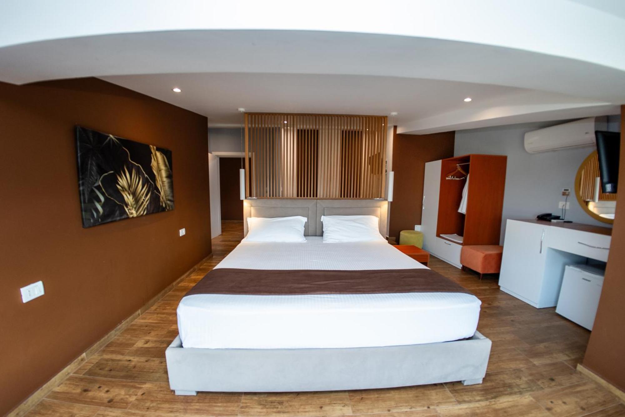 Selitë e Vogël Olivar Hotel Tirana מראה חיצוני תמונה