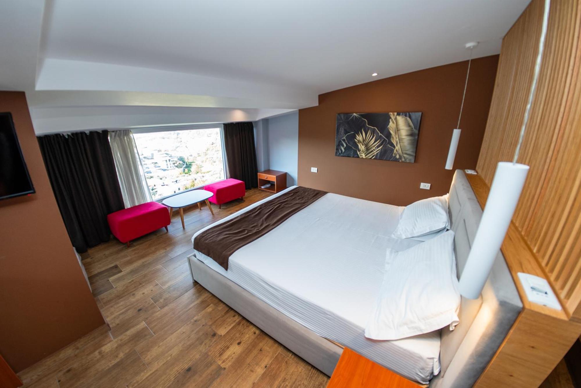 Selitë e Vogël Olivar Hotel Tirana מראה חיצוני תמונה