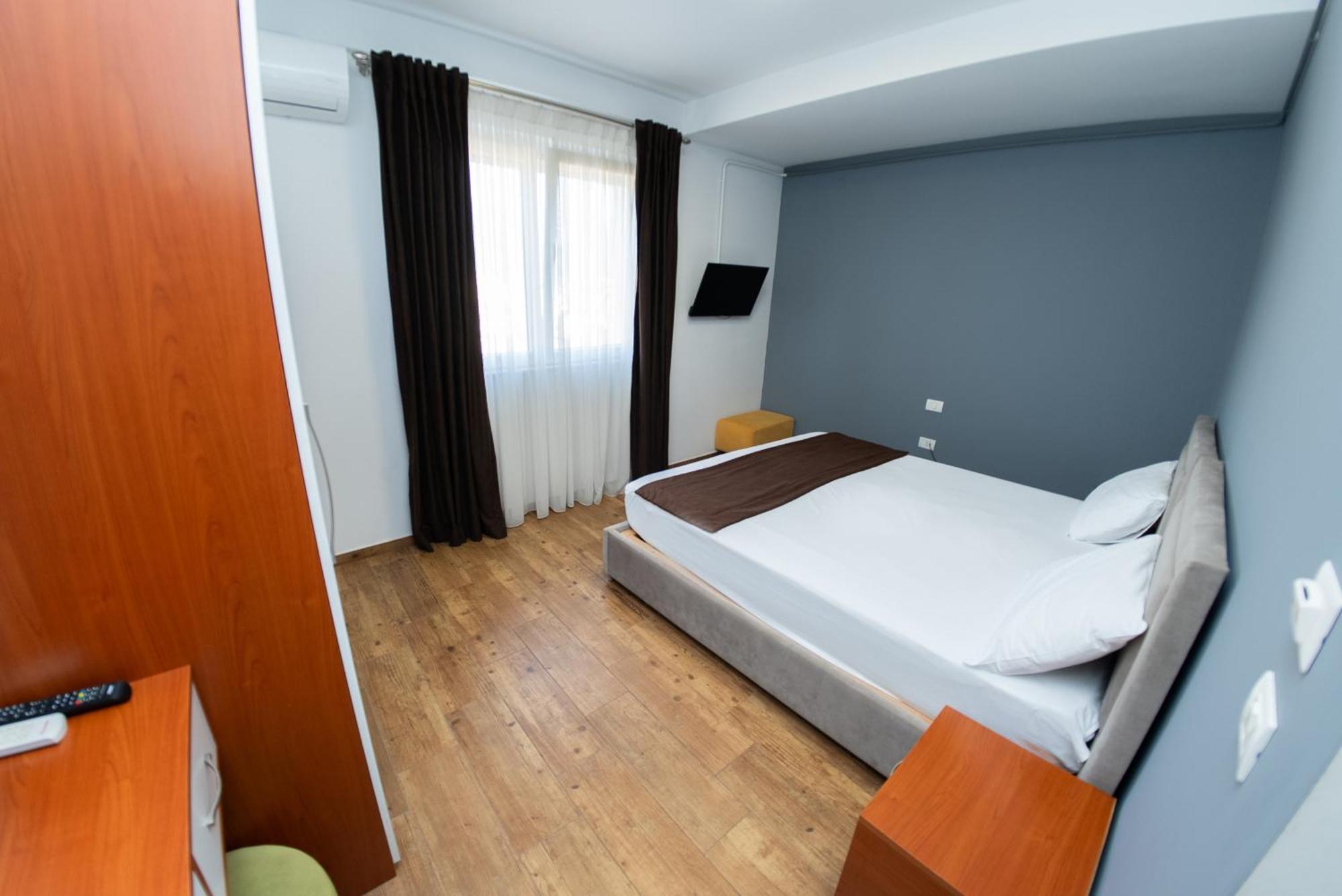 Selitë e Vogël Olivar Hotel Tirana מראה חיצוני תמונה
