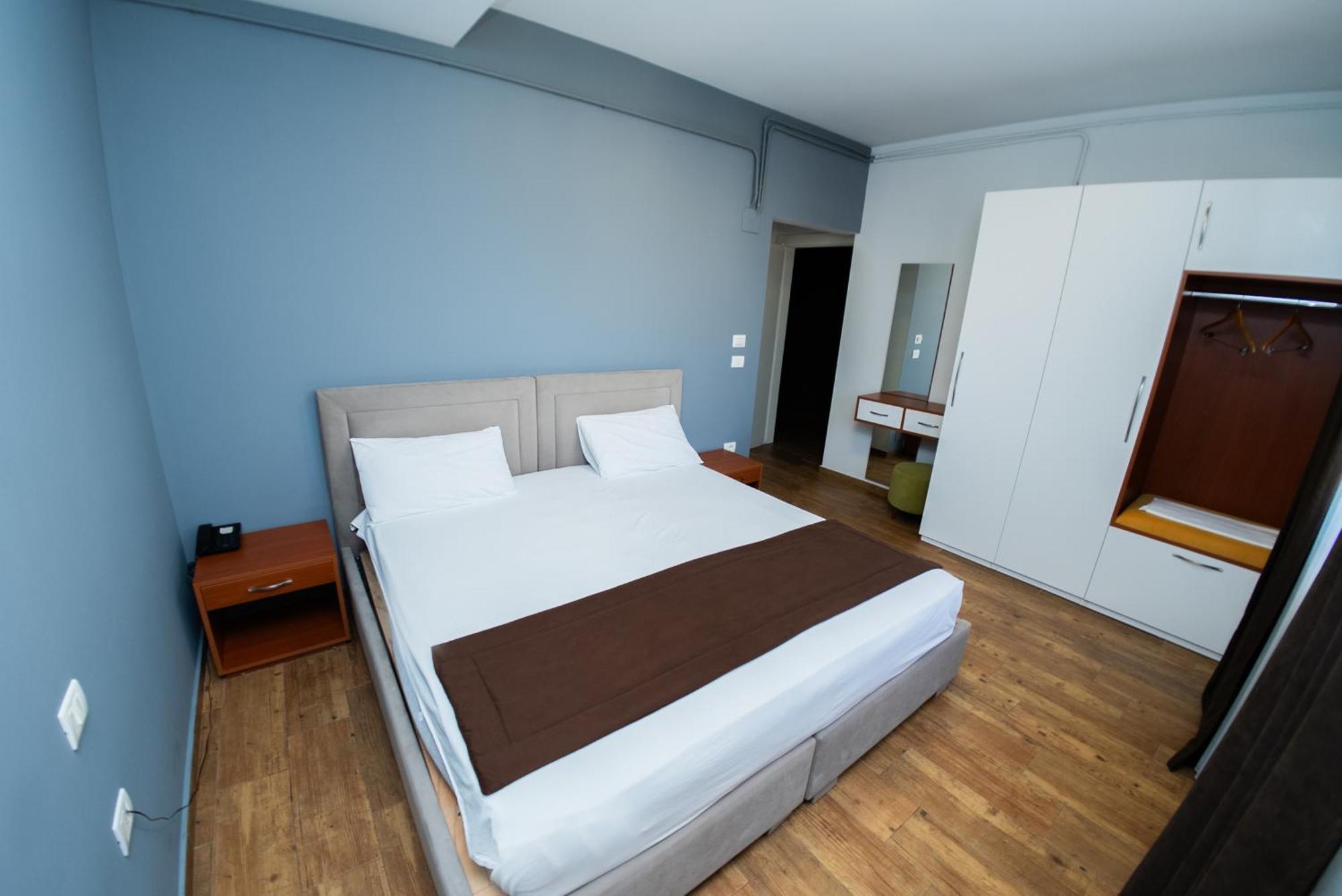 Selitë e Vogël Olivar Hotel Tirana מראה חיצוני תמונה