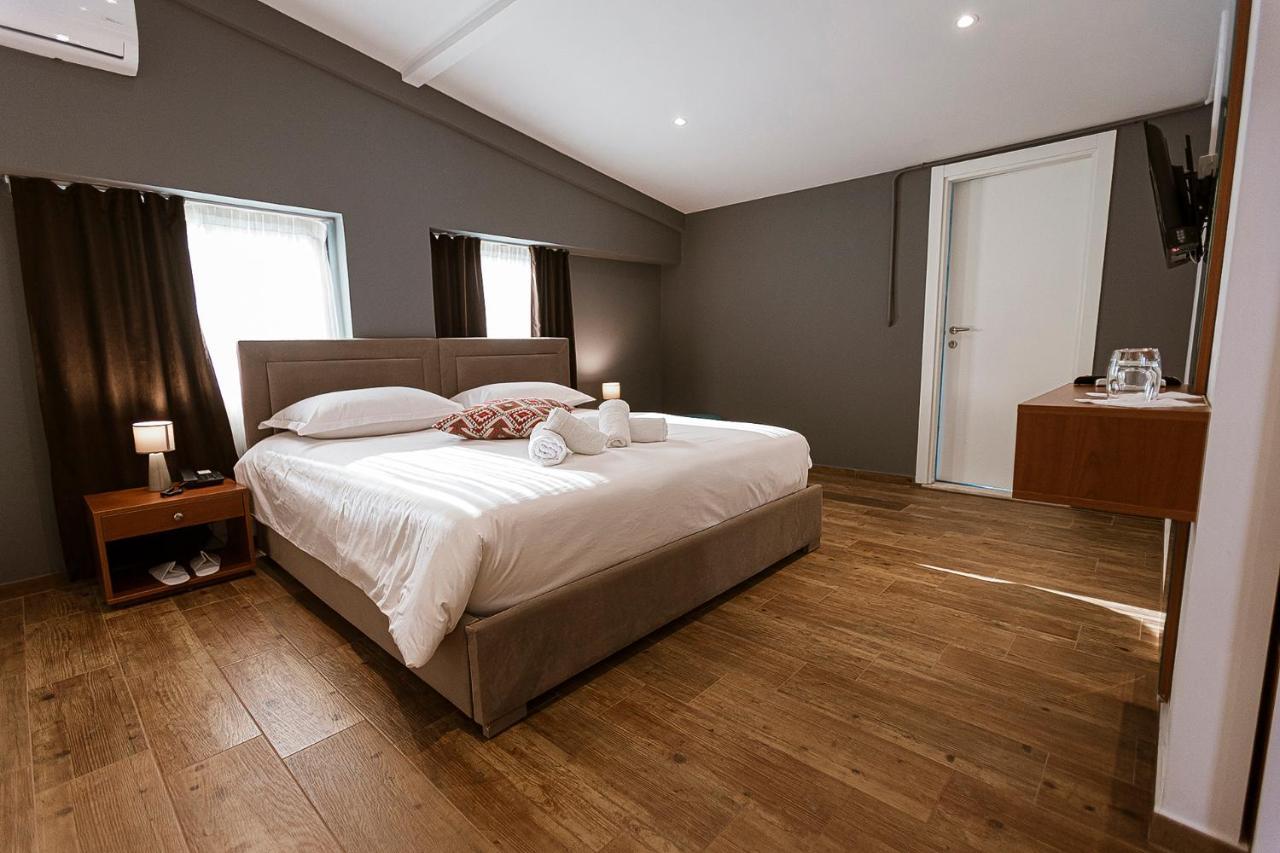 Selitë e Vogël Olivar Hotel Tirana מראה חיצוני תמונה